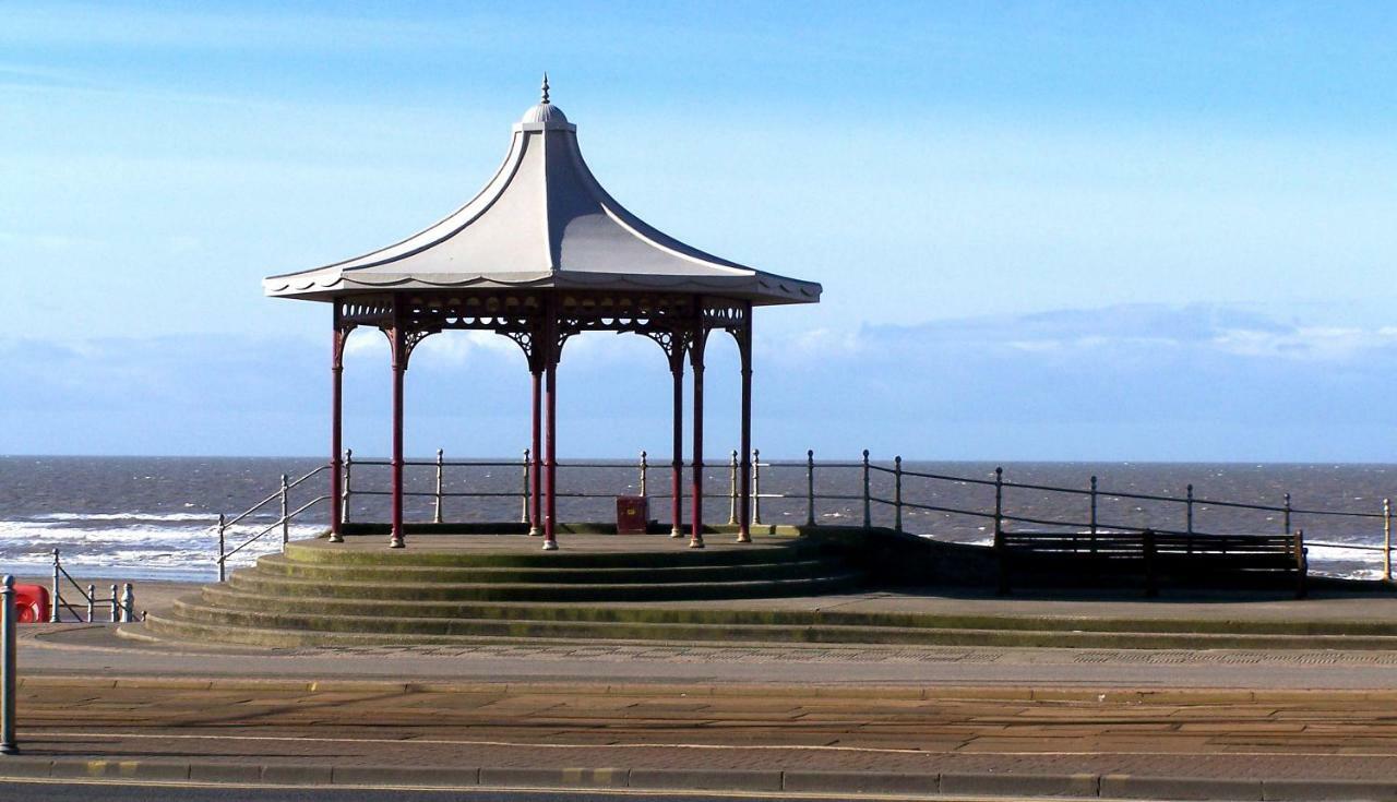 Holmside House Blackpool Bagian luar foto